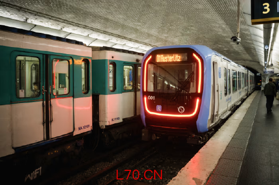 这家列车制造商的部分大型项目进度慢于预期，拖累短期利润率与现金流。