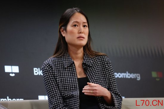克里斯蒂娜·李，橡树资本董事总经理兼联合投资组合经理