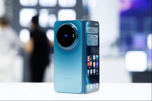 vivo X Fold6 在MWC26上海全球首次亮相，将于今天发布