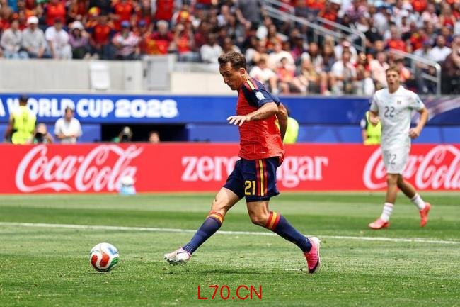 西班牙3-0奥地利 晋级16强 奥亚萨瓦尔梅开二度